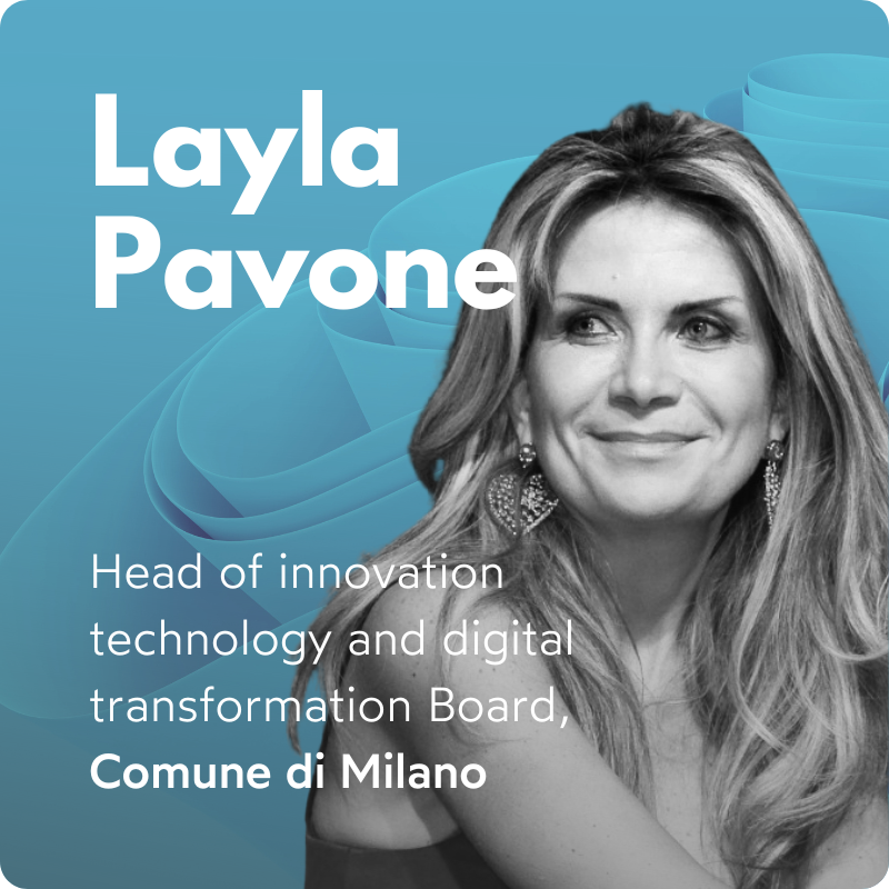 Laureata in Scienze Politiche, frequenta nel 1988 il primo Master italiano in Comunicazione d’Impresa e Nuove Tecnologie “Lucrezio Lab”. Nel 1995 contribuisce alla nascita ed allo sviluppo della start-up Video Online, il primo Internet Service Provider in Italia.::Scopri la biografia completa!